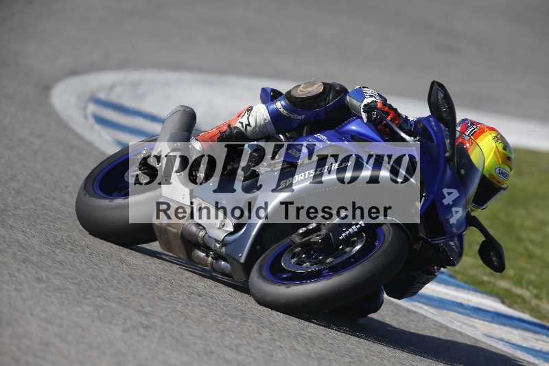 /Archiv-2024/02 29.01.-02.02.2024 Moto Center Thun Jerez/Gruppe gruen-green/44